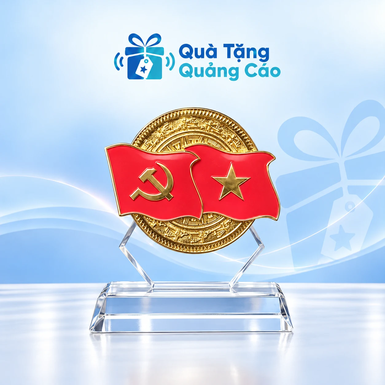 Biểu trưng Lửa Việt trên nền thương hiệu Minh họa biểu trưng Lửa Việt hai lá cờ đỏ và nền trống đồng màu vàng trên chân trong, đặt trên nền xanh nhạt