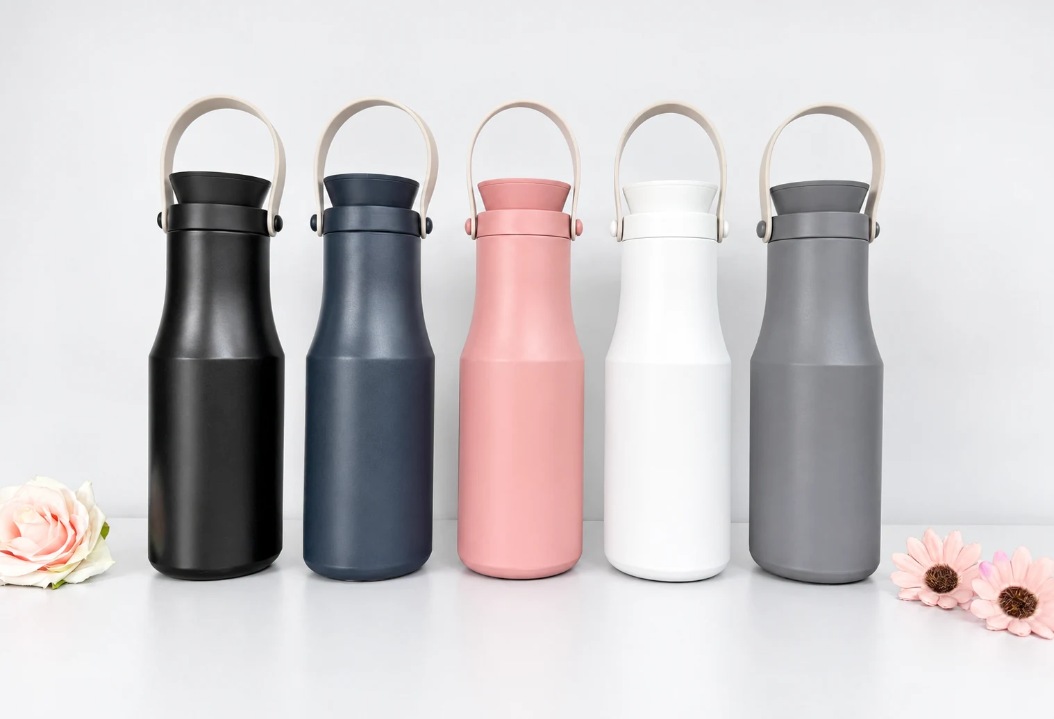 Ảnh đối chiếu năm màu bình 480 ml có quai dạng vòng từ nguồn Năm màu tham khảo của bình 480 ml có quai kem