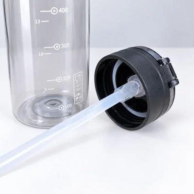 Nắp ren đen tháo rời cùng ống hút của bình nước750 ml