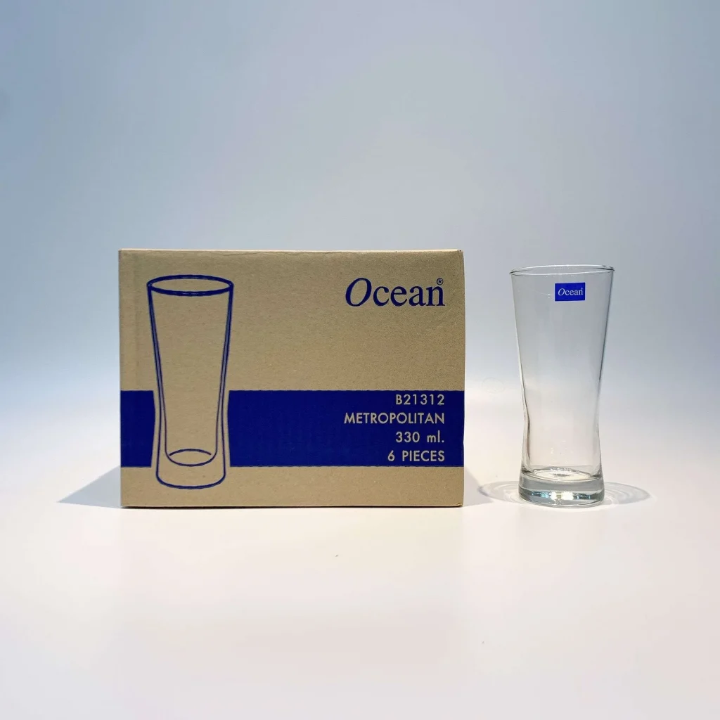 Ảnh ly Ocean cạnh hộp Metropolitan B21312 ghi 330 ml và sáu chiếc