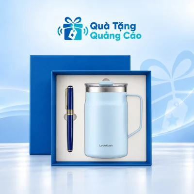 Minh họa cốc LocknLock xanh nhạt có quai bên phải và bút xanh viền vàng bên trái trong hộp xanh