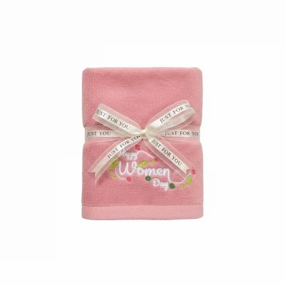 Tư liệu khăn hồng gấp phẳng, nơ Just For You và họa tiết chúc mừng
