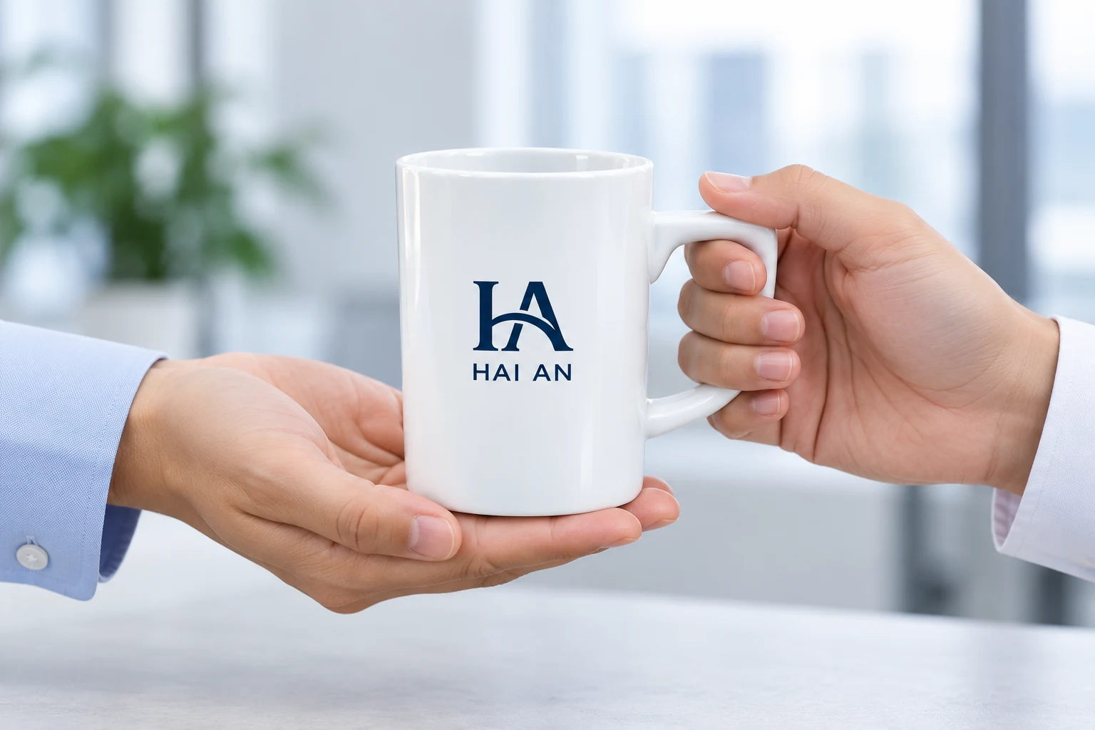 Minh họa trao cốc GPC-LSV in logo HAI AN Minh họa trao cốc GPC-LSV in logo HAI AN