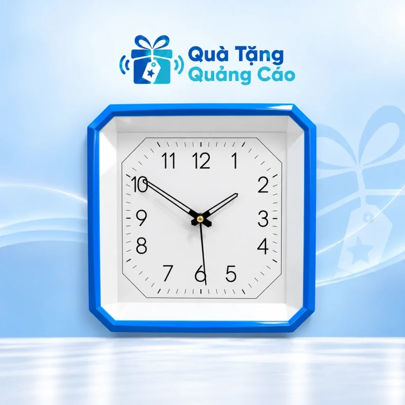Đồng hồ treo tường vuông HD98 30 cm viền xanh in logo