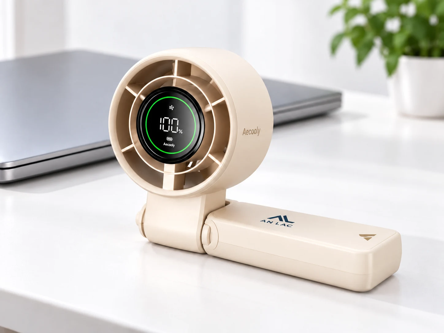 Minh họa Halo 02 PB02-A gập đặt tại bàn làm việc Minh họa Halo 02 PB02-A gập đặt tại bàn làm việc