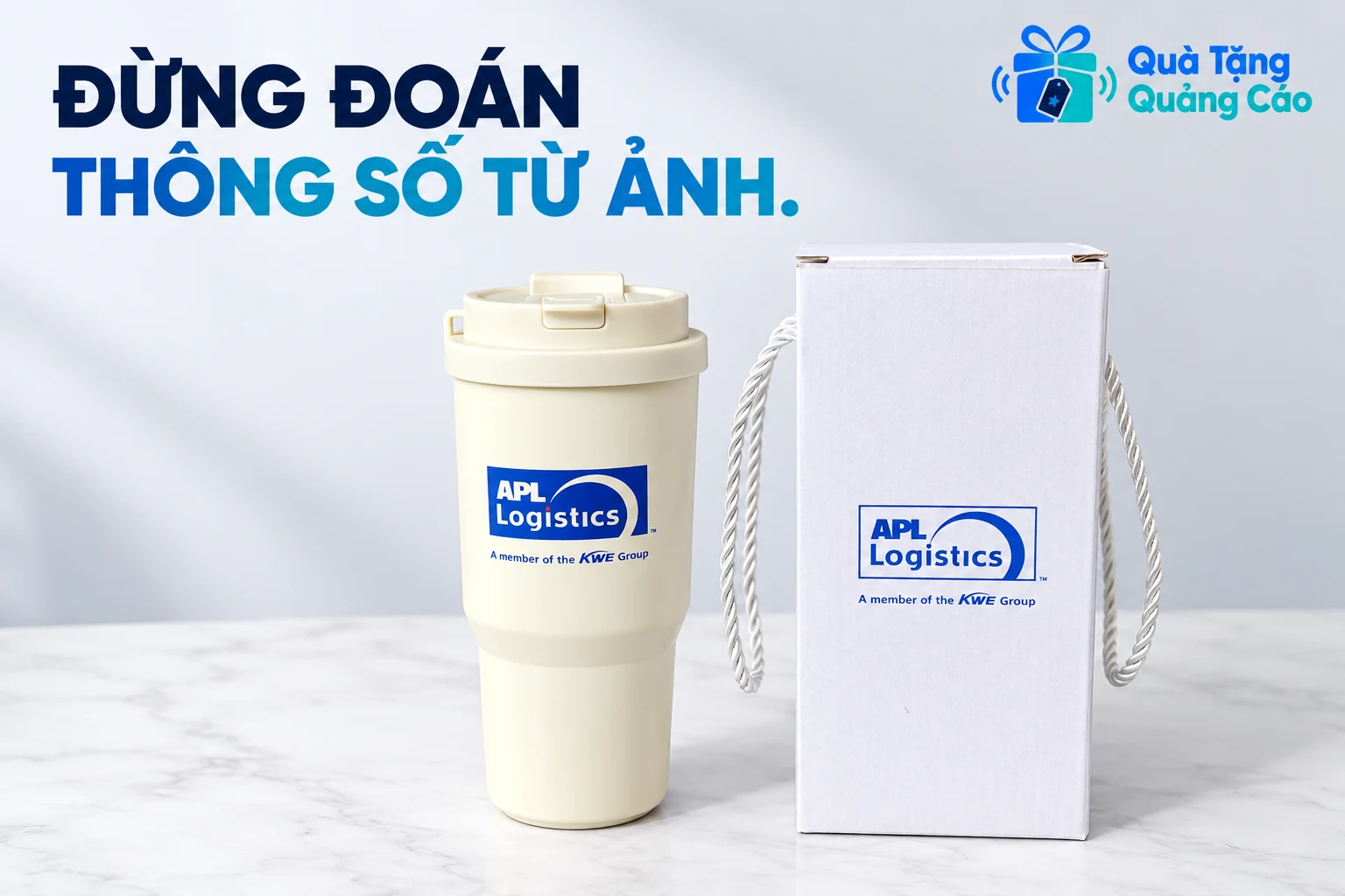 Cốc màu kem có nắp và hộp trắng mang nhận diện APL Logistics theo ảnh mẫu