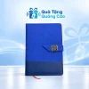 Sổ A5 bìa PU phối xanh cobalt và xanh navy, tai nam châm có chi tiết vuông màu vàng